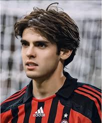 拜仁新星卡尔公开表态：未来想去皇马！