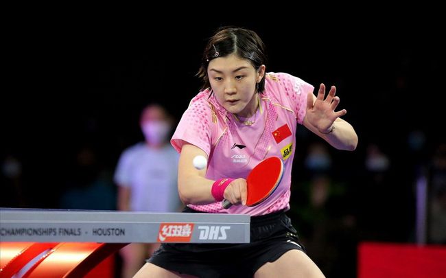 特狮以脚下 特狮以脚下